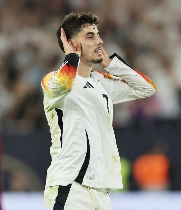 英格兰队巨头皮尔试射成功，欧国联连续胜利的简单介绍