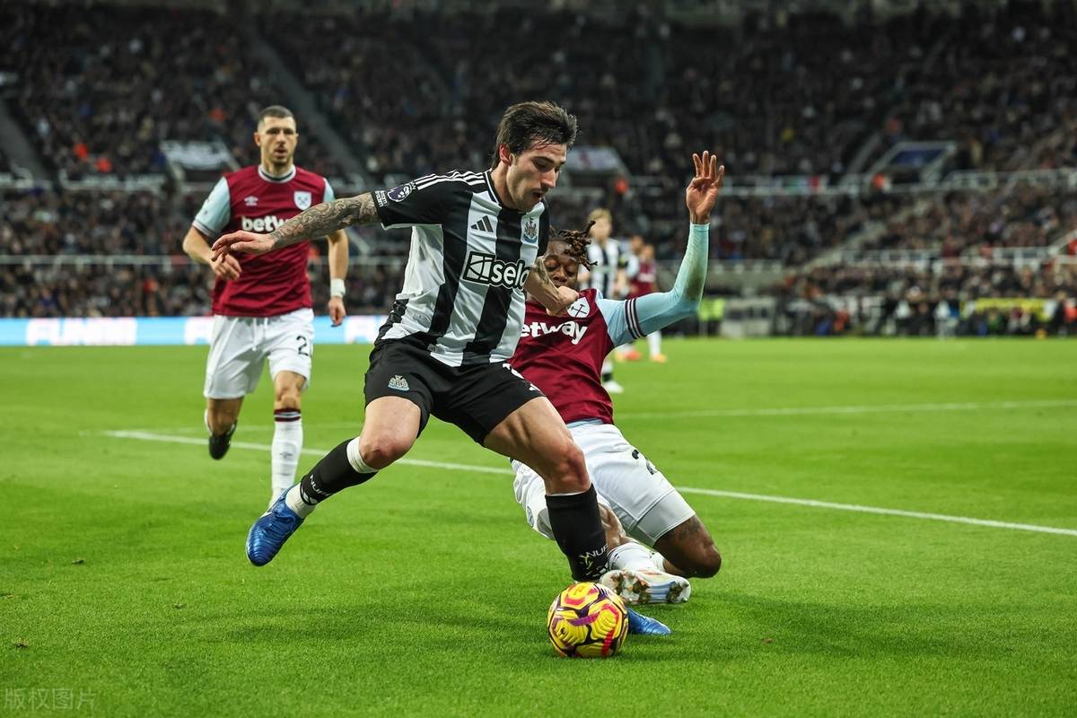 包含纽卡斯尔联告捷！布鲁斯球队展现实力的词条