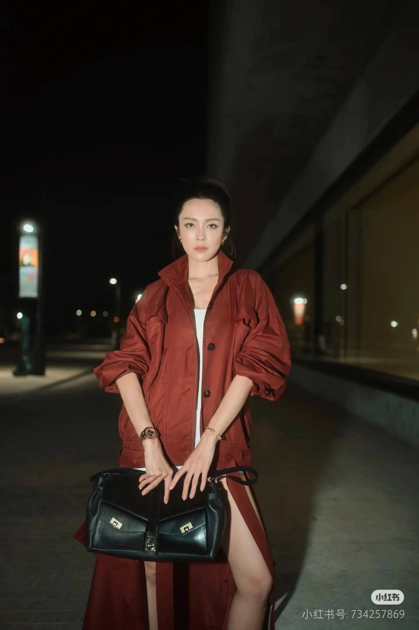 关于新赛季广告大片曝光，球员形象突出展现魅力的信息