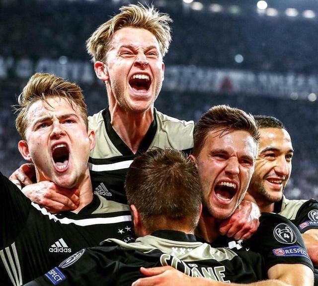 阿贾克斯逆袭，淘汰拜仁创奇迹的简单介绍