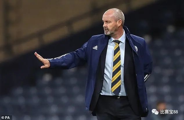 捷克队主帅因言词不当遭遇处罚