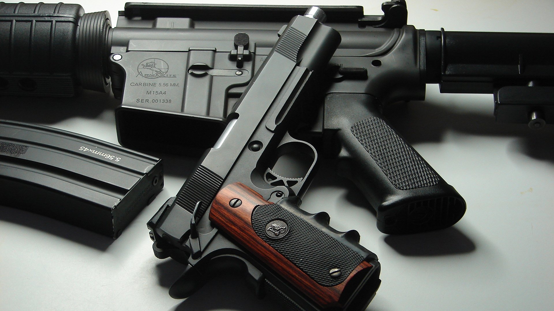 赫罗纳的黑马银河，当布克于西甲国家德比之夜闪耀