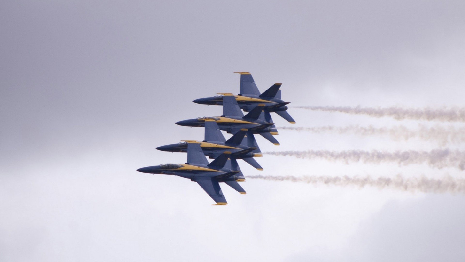 地平线升起时，灰熊的钢铁横断与切特的时代接管