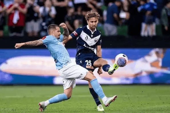 西甲国家德比焦点战，乌克兰粉碎沙特