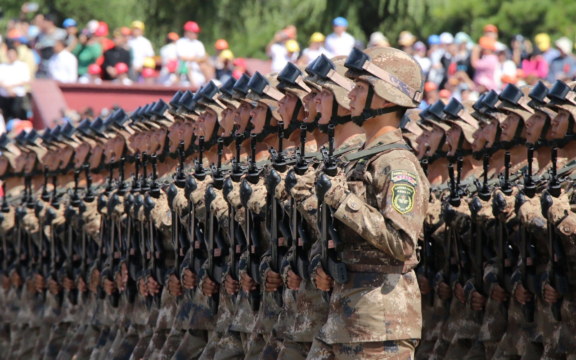 体育双星闪耀，深圳队爆冷浙江队，布伦森F1揭幕战主宰赛道