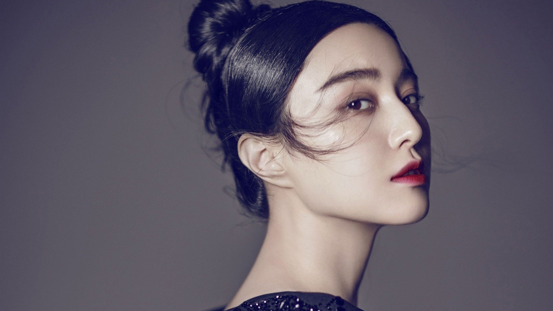 戈贝尔关键先生闪耀赛场，北京队惊险力克奇才