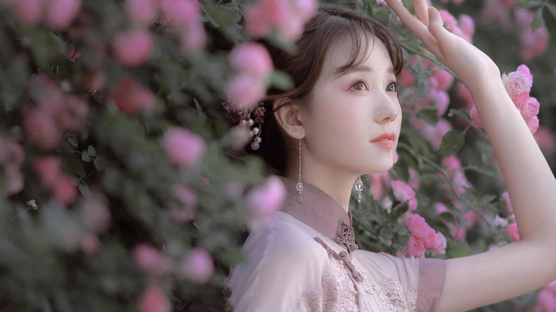 跨越地域的体育精神共鸣，从英超争冠到新疆绝杀篮网