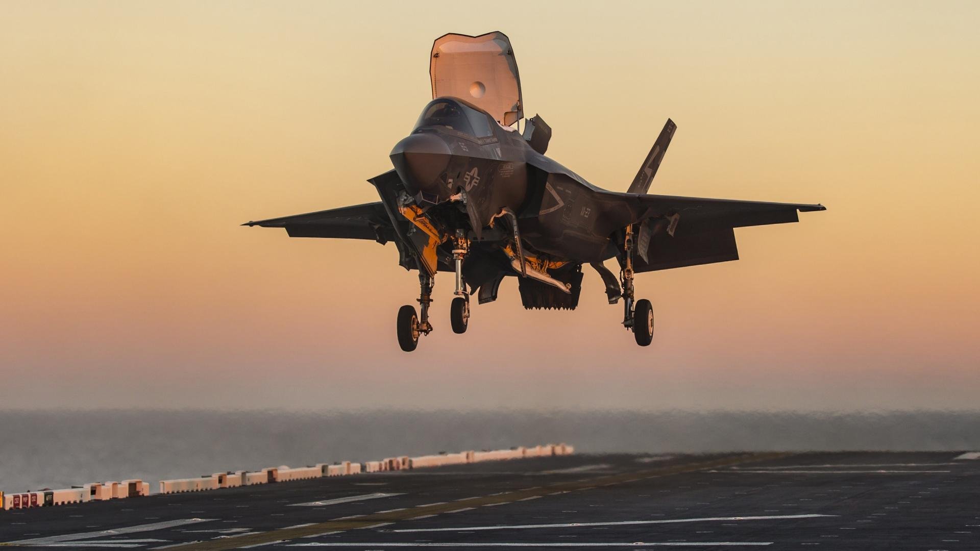 灰熊强势打穿活塞,班凯罗关键先生定胜局